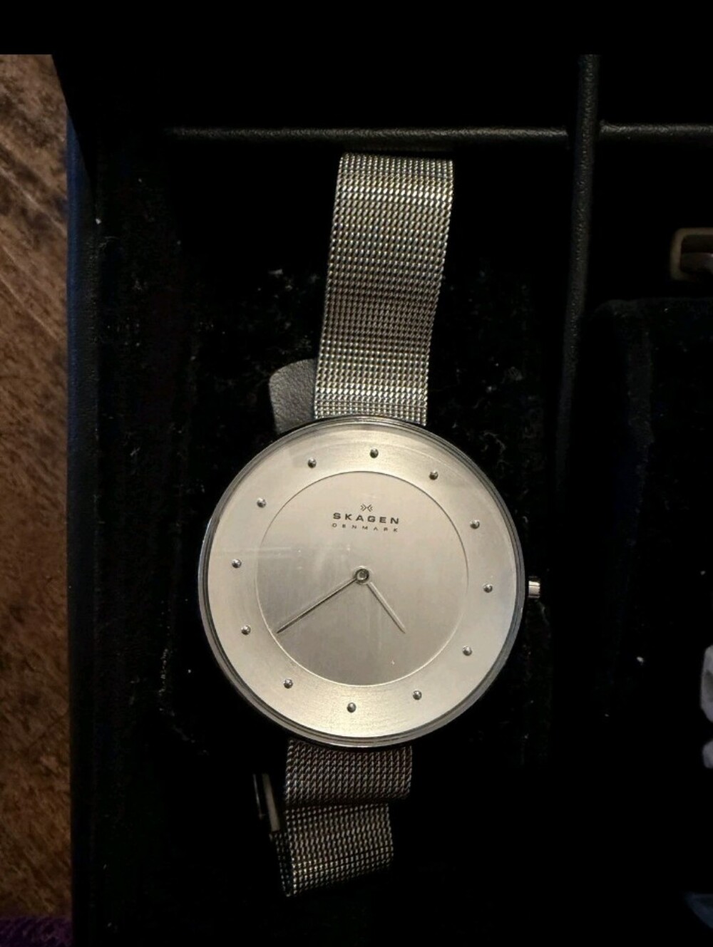 BUNDLE 8 WATCHES ( UNISEX ) - Picture 6 of 10